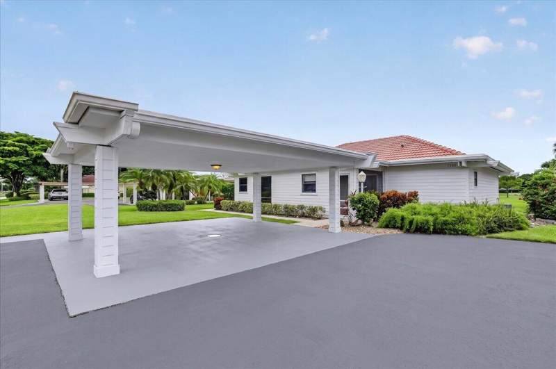 2 bedroom Single Family Residence at 13867 Eastpointe Way, Eastpointe Country Club 1, Palm Beach Gardens — photo 3