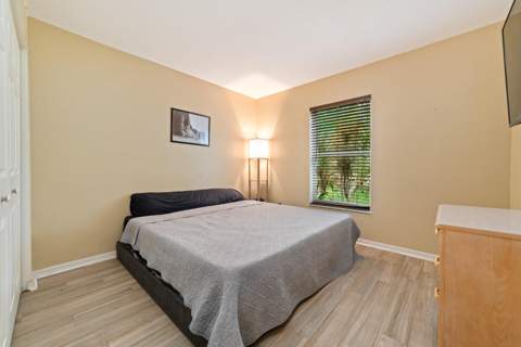 245 SW De Gouvea Terrace, Port St. Lucie FL - photo 14 of 32