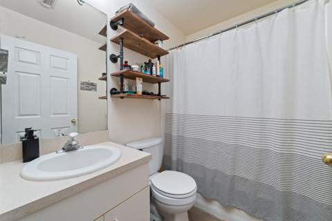 245 SW De Gouvea Terrace, Port St. Lucie FL - photo 15 of 32
