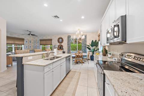 148 Behring Way, Jupiter FL - photo 9 of 57