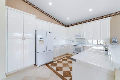 11637 Pamplona Boulevard, Boynton Beach FL - photo 9 of 45