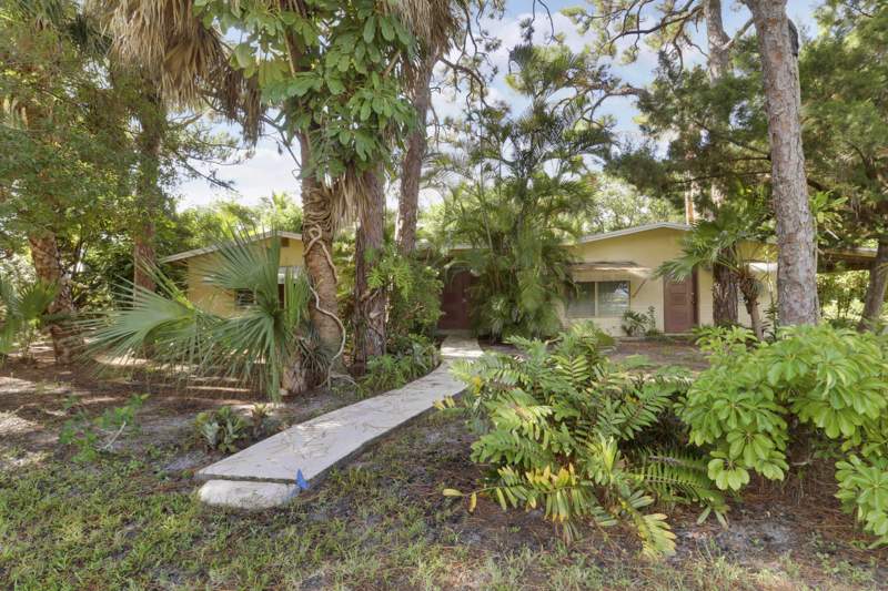 3 bedroom Single Family Residence at 142 2ND Street, JUPITER TOWNSITE, Jupiter — photo 5