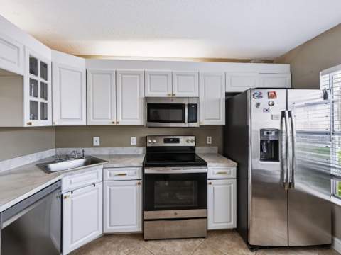 220 Foxtail Drive #G, Greenacres FL - photo 6 of 31