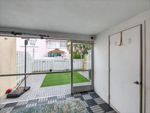 220 Foxtail Drive #G, Greenacres FL - photo 18 of 31