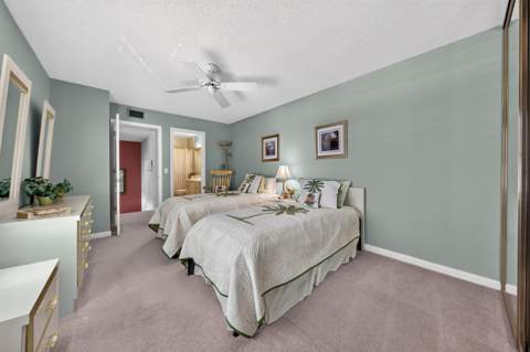 42 Essex Court #B, Royal Palm Beach FL - photo 20 of 27