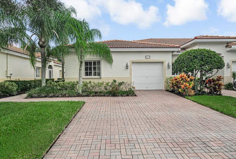 3 bedroom Villa at 2327 Windjammer Way, Baywinds Pod H, West Palm Beach — photo 2