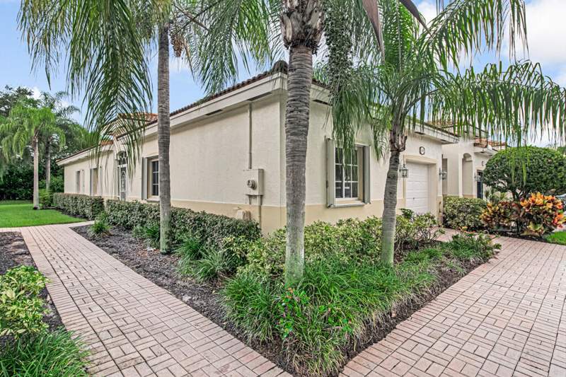 3 bedroom Villa at 2327 Windjammer Way, Baywinds Pod H, West Palm Beach — photo 4