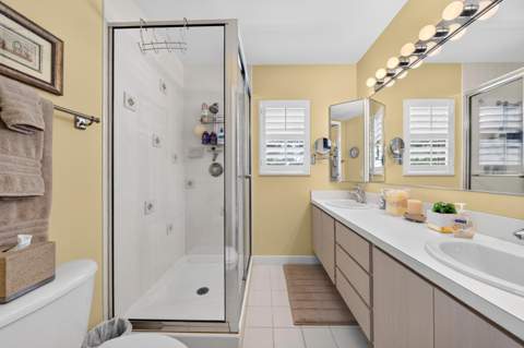 42 Essex Court #B, Royal Palm Beach FL - photo 24 of 27