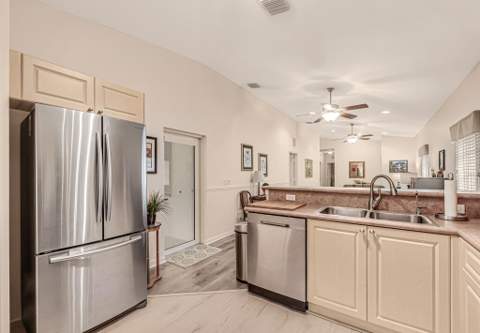 2327 Windjammer Way, West Palm Beach FL - photo 19 of 50