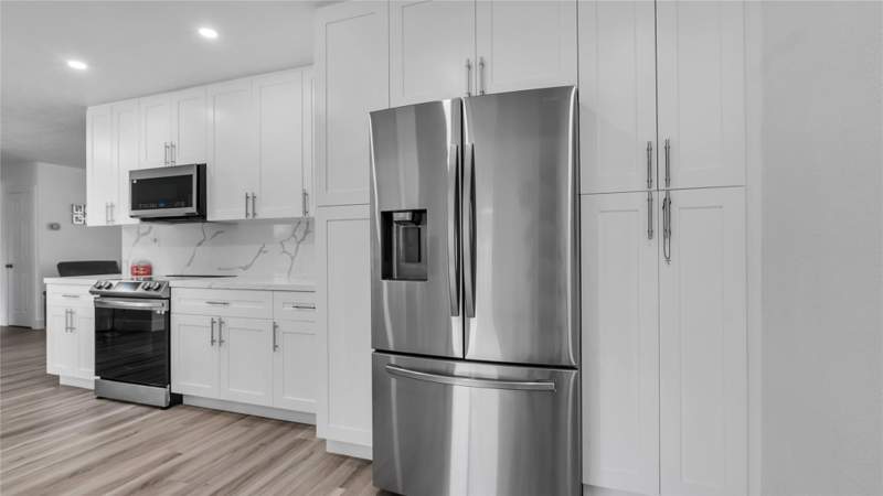 3 bedroom Single Family Residence at 4861 NW 6TH Court, BREEZESWEPT PARK ESTATES, Plantation — photo 2