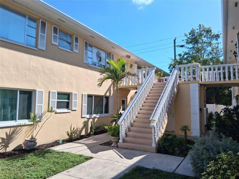 1 bedroom Condominium at 5720 NE 22nd Way #406, Imperial Point Gardens Condo, Fort Lauderdale — photo 2