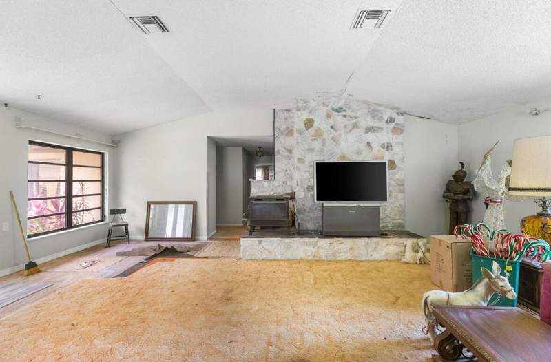 3 bedroom Single Family Residence at 3150 Dame Road, Fort Pierce, Fort Pierce — photo 3