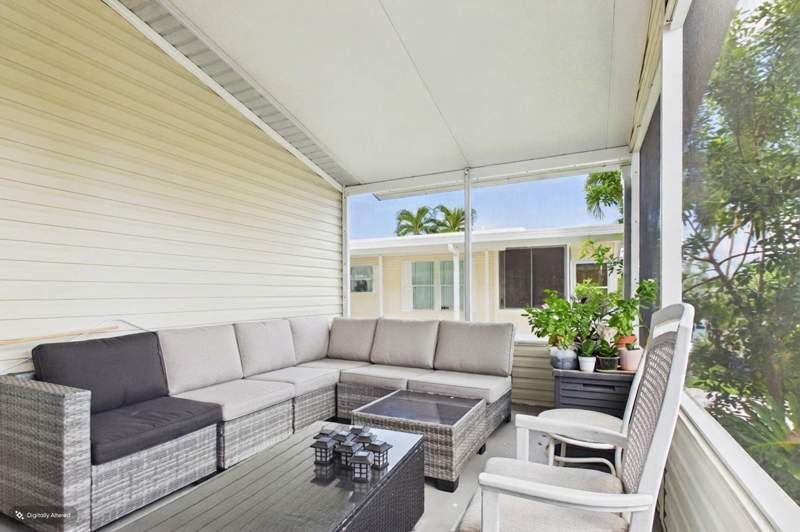 3 bedroom Manufactured Home at 3007 Bimini Bay, Jamaica Bay Mobile Home Co Op, Boynton Beach — photo 3