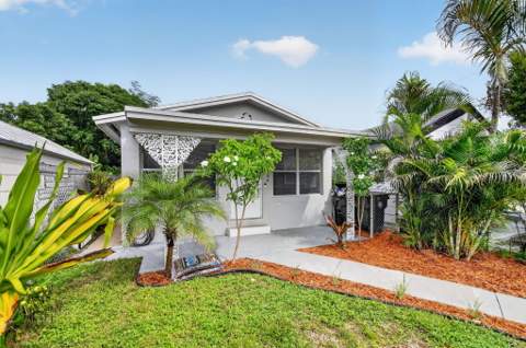 504 N E Street, Lake Worth Beach FL - photo 6 of 57