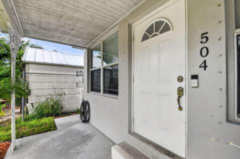 504 N E Street, Lake Worth Beach FL - photo 9 of 57