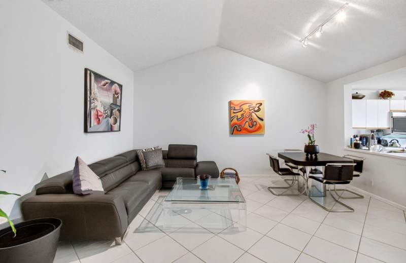 2 bedroom Condominium at 6737 Via Regina, Plum At Boca Pointe, Boca Raton — photo 3