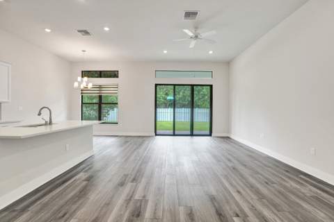 8199 Liberty Way, Parkland FL - photo 10 of 55