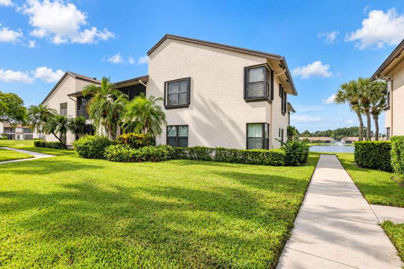 3 bedroom Condominium at 8565 Boca Glades Boulevard #F, Boca Glades Condo A Thru D, Boca Raton — photo 2