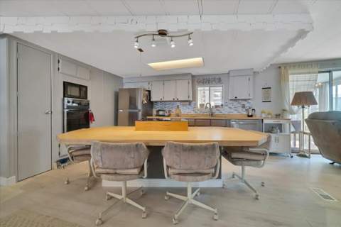 132 NW 53rd Place, Deerfield Beach FL - photo 11 of 85