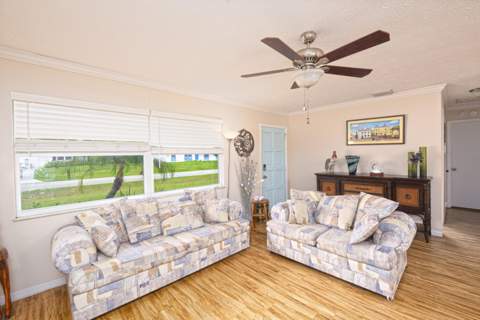 6004 Tangelo Drive, Fort Pierce FL - photo 8 of 42