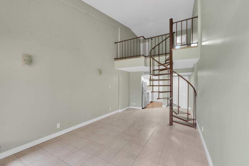 1 bedroom Condominium at 4171 NW 26th Street #T2, Gardens At Lauderhill Condo, Lauderhill — photo 2