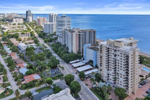 1850 S Ocean Boulevard #609, Lauderdale-By-The-Sea FL - photo 11 of 54