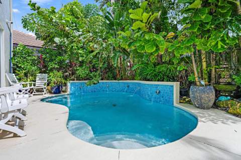 123 Augusta Court, Jupiter FL - photo 7 of 35