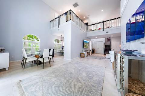 123 Augusta Court, Jupiter FL - photo 19 of 35