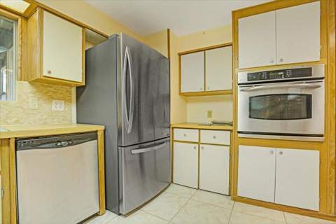 109 NW 51st Street, Deerfield Beach FL - photo 12 of 75