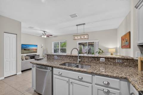 140 SW Otter Run Place, Stuart FL - photo 16 of 53
