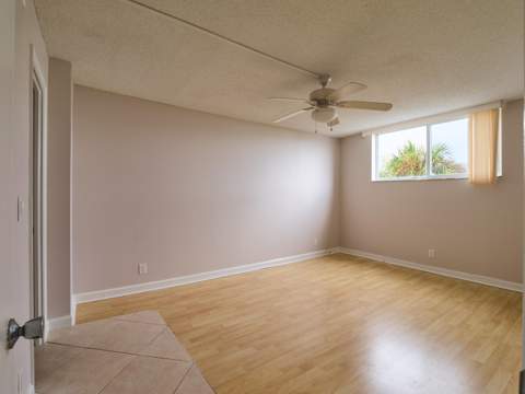 104 Paradise Harbour Boulevard #402, North Palm Beach FL - photo 18 of 43