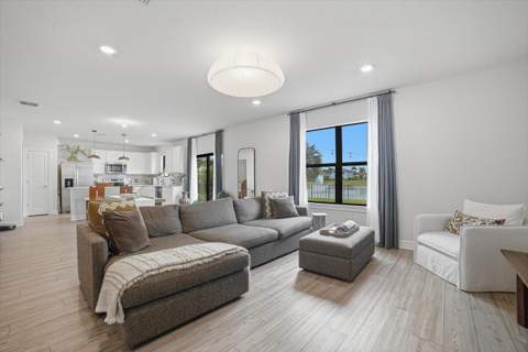 3149 Tamarind Drive, Lauderdale Lakes FL - photo 14 of 40