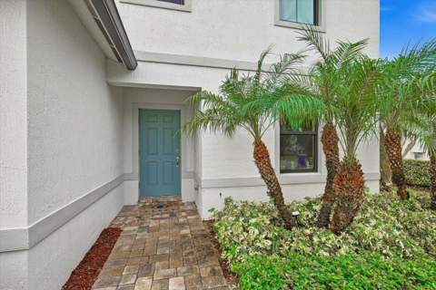 3149 Tamarind Drive, Lauderdale Lakes FL - photo 8 of 40