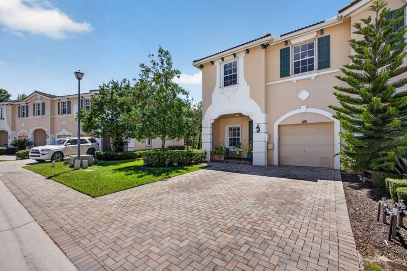 3 bedroom Townhouse at 140 SW Otter Run Place, Whitemarsh Reserve, Stuart — photo 2
