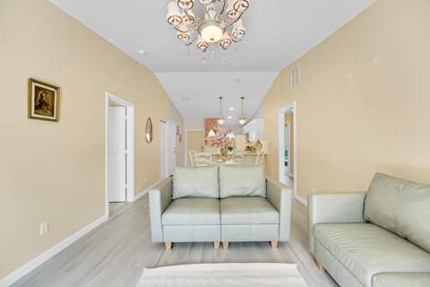 5715 SE Pine Avenue, Stuart FL - photo 9 of 19