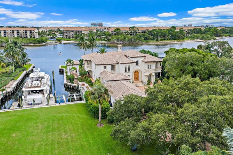 4 bedroom Single Family Residence at 14898 Palmwood Road, Palm Beach Gardens, Palm Beach Gardens — photo 4