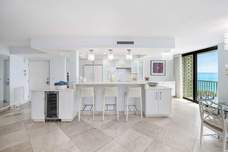 3 bedroom Cabana at 3360 S Ocean Boulevard #3 F I, Thirty-Three Sixty Condo, Palm Beach — photo 4
