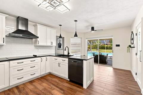650 SE Hidden River Drive, Port St. Lucie FL - photo 13 of 58