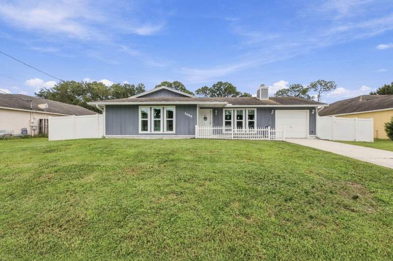 3 bedroom Single Family Residence at 3489 SW Englewood Street, Psl Section 07, Port St. Lucie — photo 2