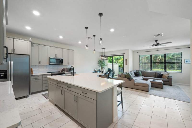 3 bedroom Townhouse at 8221 Cinch Way, Fields At Gulfstream Polo, Lake Worth — photo 5