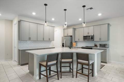 8221 Cinch Way, Lake Worth FL - photo 7 of 35