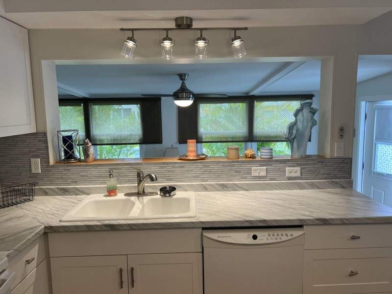 2 bedroom Manufactured Home at 11000 SE Federal Highway #lot 20, Lakeside Village Mobile Home Park Co-Op, Hobe Sound — photo 5