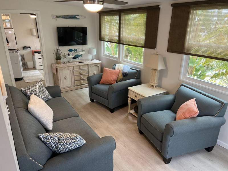 2 bedroom Manufactured Home at 11000 SE Federal Highway #lot 20, Lakeside Village Mobile Home Park Co-Op, Hobe Sound — photo 2