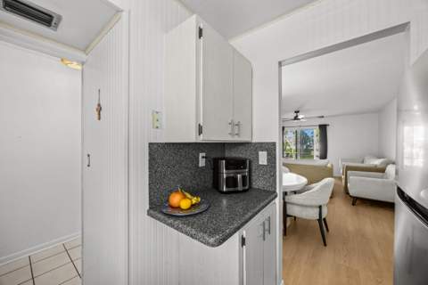 1917 SW Palm City Road #Apt g, Stuart FL - photo 6 of 77