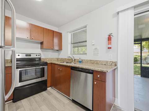 4862 Andros Drive, West Palm Beach FL - photo 6 of 31