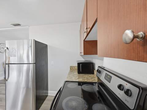 4862 Andros Drive, West Palm Beach FL - photo 9 of 31