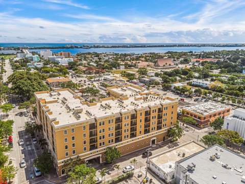 511 Lucerne Avenue #512, Lake Worth Beach FL - photo 21 of 59
