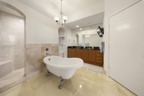 701 SE 21st Avenue #302, Deerfield Beach FL - photo 6 of 16