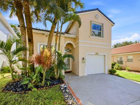 5655 La Quinta Court, Lake Worth FL - photo 10 of 29