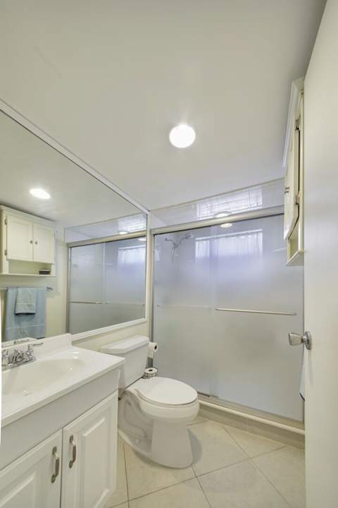 308 Brittany G, Delray Beach FL - photo 9 of 31